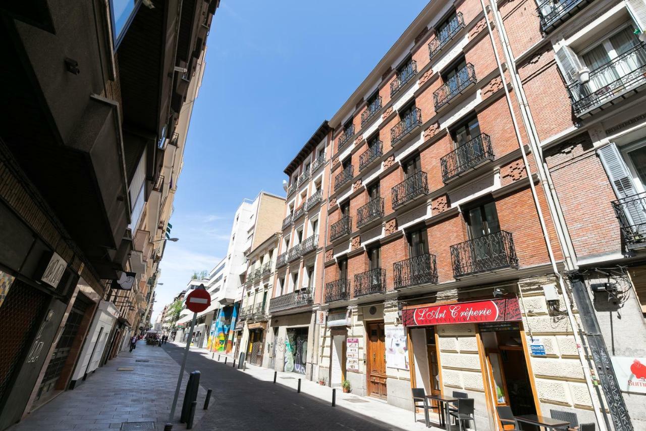 Feelathome Madrid Suites Apartments Zewnętrze zdjęcie